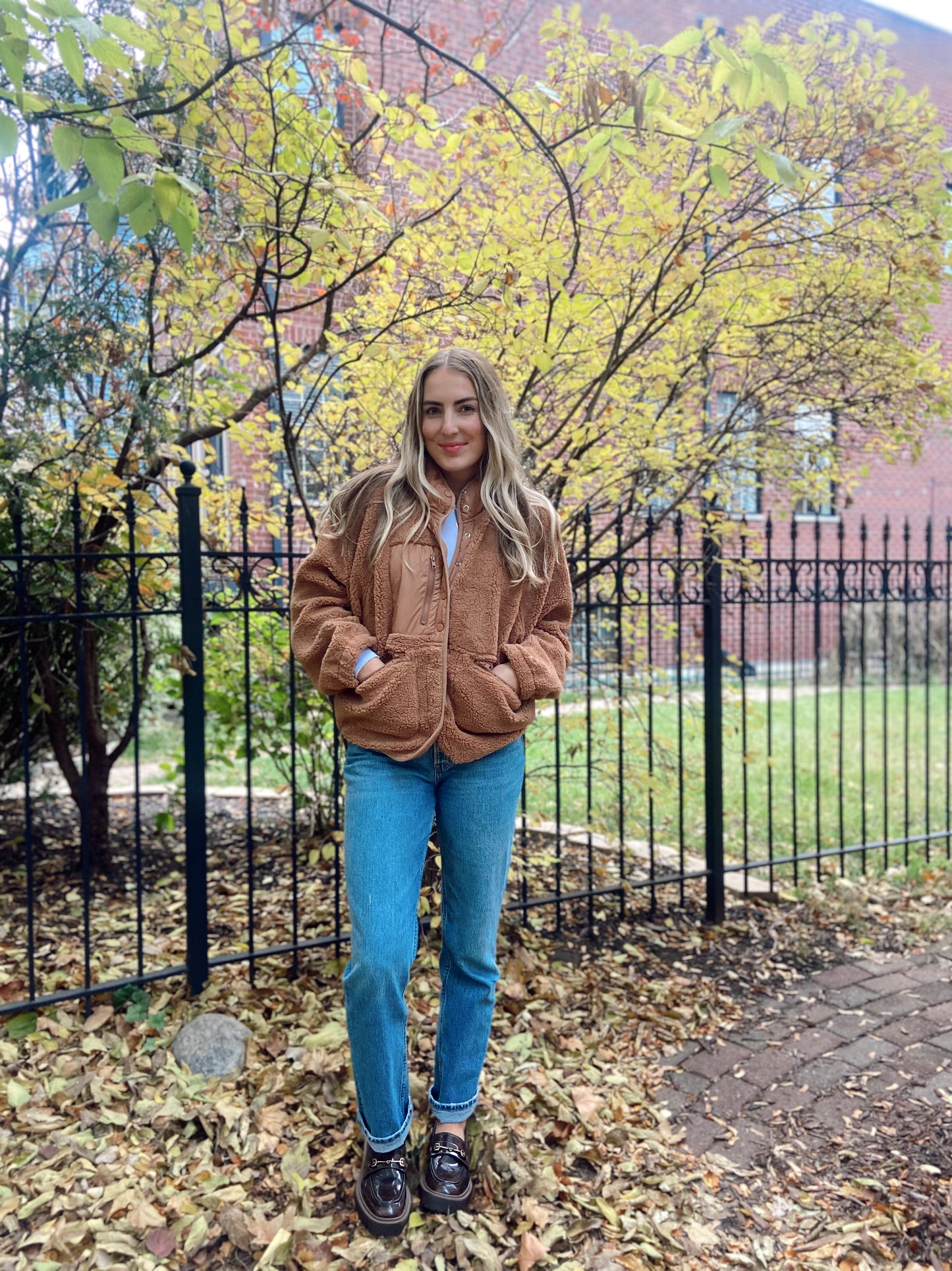 Weekender Jacket - Camel