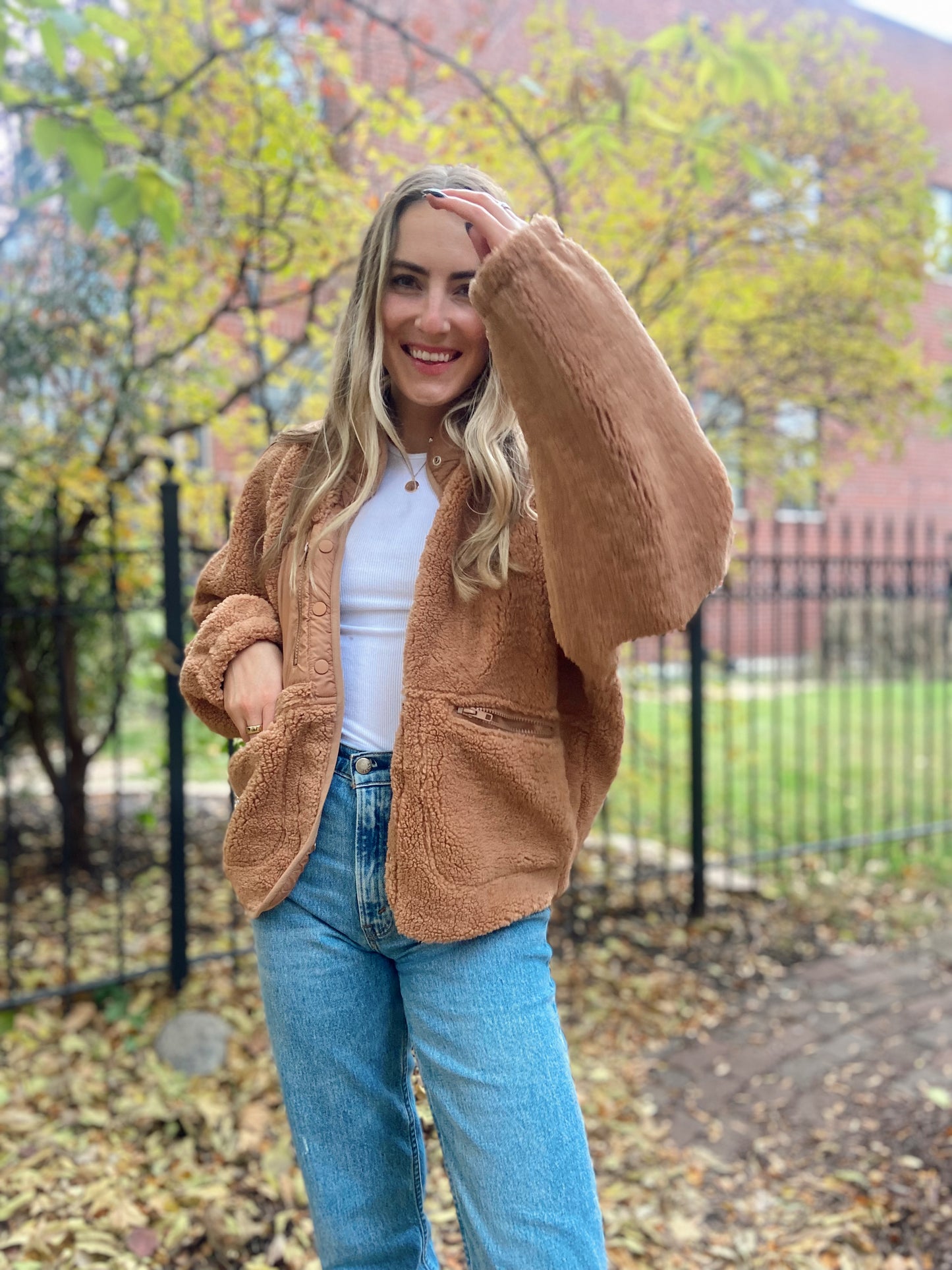 Weekender Jacket - Camel